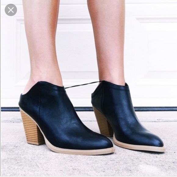 DV by Dolce Vita Shoes - DV Dolce Vita Nya Mule